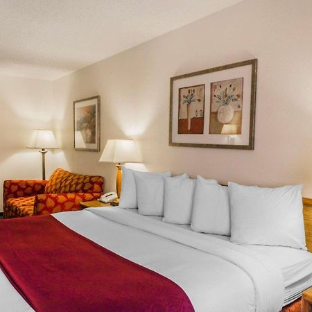 Quality Inn & Suites Golden - Denver West Lakewood Exterior photo